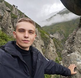 Виктор